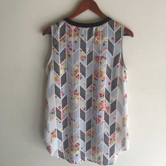 CAbi black and multicolor floral top size small - Picture 3 of 11